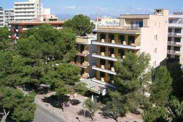 פנסיון Elegance Playa Arenal III