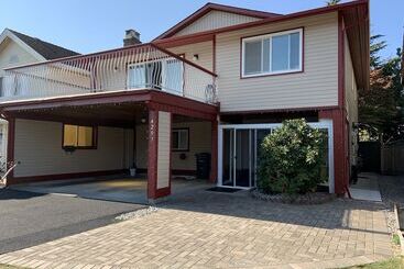 Pension Orchid House Near Vancouver Yvr Airport