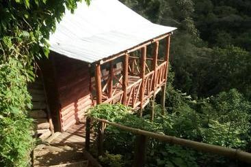Bed and Breakfast Ruhija Community Rest Camp