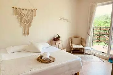 Bed and Breakfast W24墾丁民宿墾丁大街一館bnb