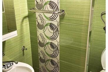 هتل آپارتمان Vila Jelena, Tara