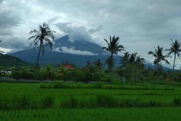 Pensionat Amed Paradise Warung & House Bali