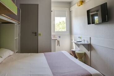 Отель Hôtel Valence Sud