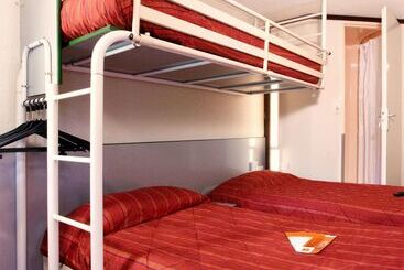 Hotel Premiere  Classe Orleans Nord  Saran