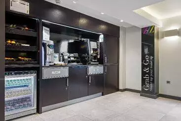 Hotel Roomzzz Nottingham City