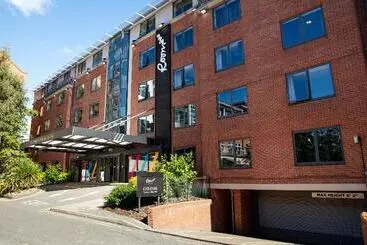 酒店 Roomzzz Nottingham City