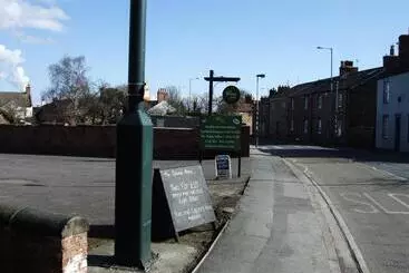 簡易ホテル The Downe Arms