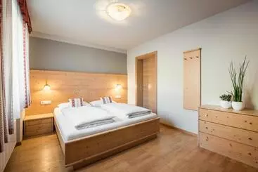 アパートホテル Chalet Vanzi