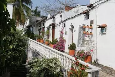 ホテル Aldea Plaza