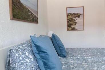 Bed and Breakfast Like Home Holiday House