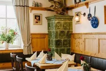 Majatalo Zum Fally   Landgasthof