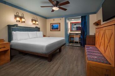 Hotel Disney S Port Orleans Resort  Riverside