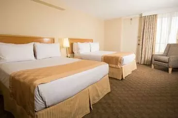 Otel Edmonton Inn And Conference Centre