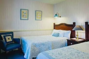 هتل Fuchsia House