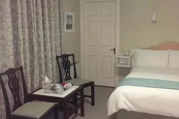 فندق Sea Dew B&b