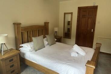 旅馆 The Bateman Arms At Shobdon