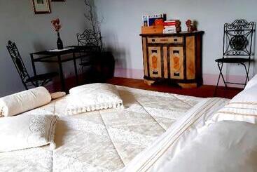 Bed and Breakfast Podere Orto Wine Country House