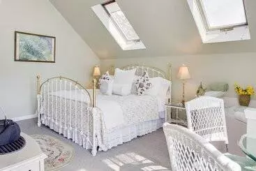 Aamiaismajoitus (B&B) The Inn At Twin Linden