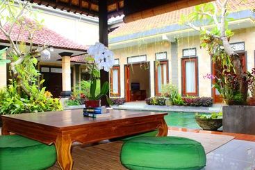 住宿加早餐  The Sujana Ubud