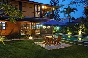 Bed and Breakfast Villa Coconut Spring Canggu