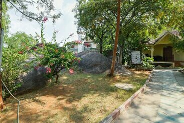 Hotel Country Club International Medchal By Oyo Rooms