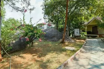 Hôtel Country Club International Medchal By Oyo Rooms
