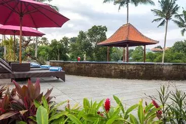 Hotelli Uma Dawa Resort And Spa