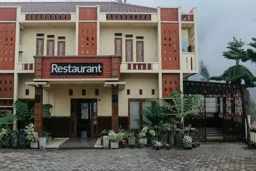 Yoschi S Hotel Bromo