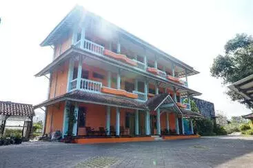 Hotel O Srikandi