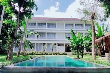酒店 Mahamustika River Side Canggu
