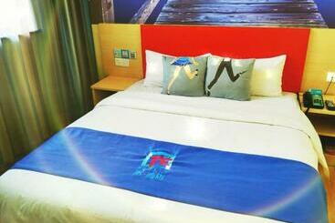 호텔 Pai Jiuquan Gulou Jianshe Road