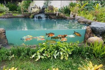 住宿加早餐  Agaliving Medewi