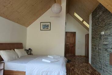 Bed and Breakfast Gemoor Khar  Manor House