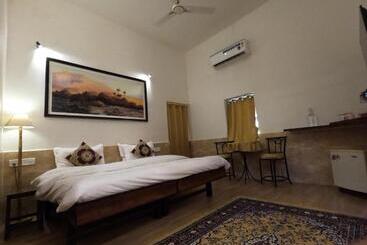 Haveli Expedition & Resort