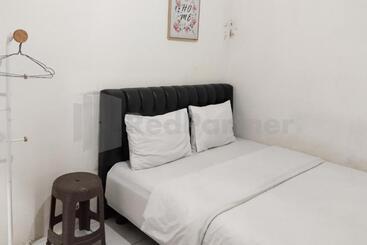 Hotell House Of Mahira Syariah Mitra Reddoorz