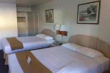 هتل Knights Inn Page