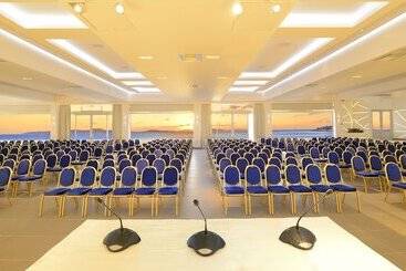 Saint John Hotel Villas & Spa