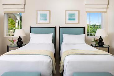 هتل The Landings Resort And Spa All Suites