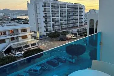 Aparthotel Boutique Poniente Playa