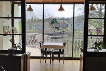 בית מלון כפרי Auberge Audressein