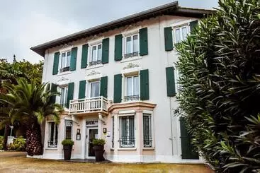 בית מלון כפרי Hôtel Val Flores Logis