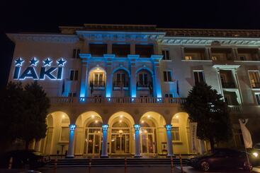 Szálloda Iaki Conference & Spa