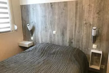 בית מלון כפרי Logis Le Neptune Hôtel & Restaurant