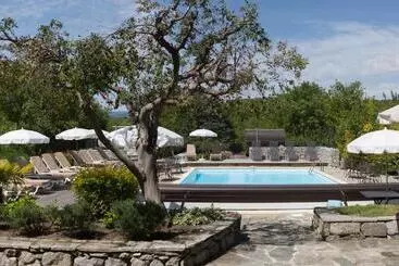 Logis Auberge Les Murets Hotel Restaurant Spa
