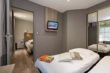 酒店 Logis Auberge De La Sélune