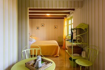 田舎風ホテル Auberge Du Fel