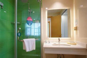 בית מלון כפרי Greentree Inn Xingtai Renze District People Street Business