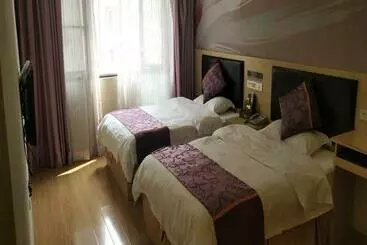 Thank Inn Chain Hotel Guizhou South Prefecture Longli County High Speed Railway Station