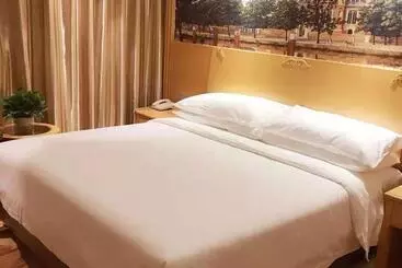 Vienna Hotel Hubei Tianmen Donghu International