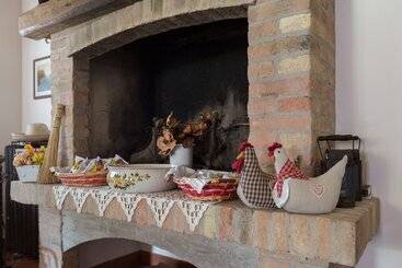 فندق ريفى Casolare La Quercia